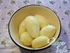 Hjemmelagde kefirboller med sopp og poteter
