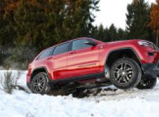 Prøvekjør Jeep Grand Cherokee Overland: kongen som bøyer for ulemper og fordeler