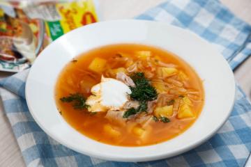 How to make cabbage soup from different cabbage: cauliflower, broccoli, kohlrabi